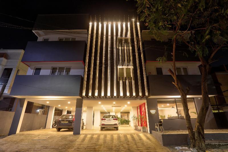 Oyo Townhouse 87 Spartan Nagar Madrás Exterior foto